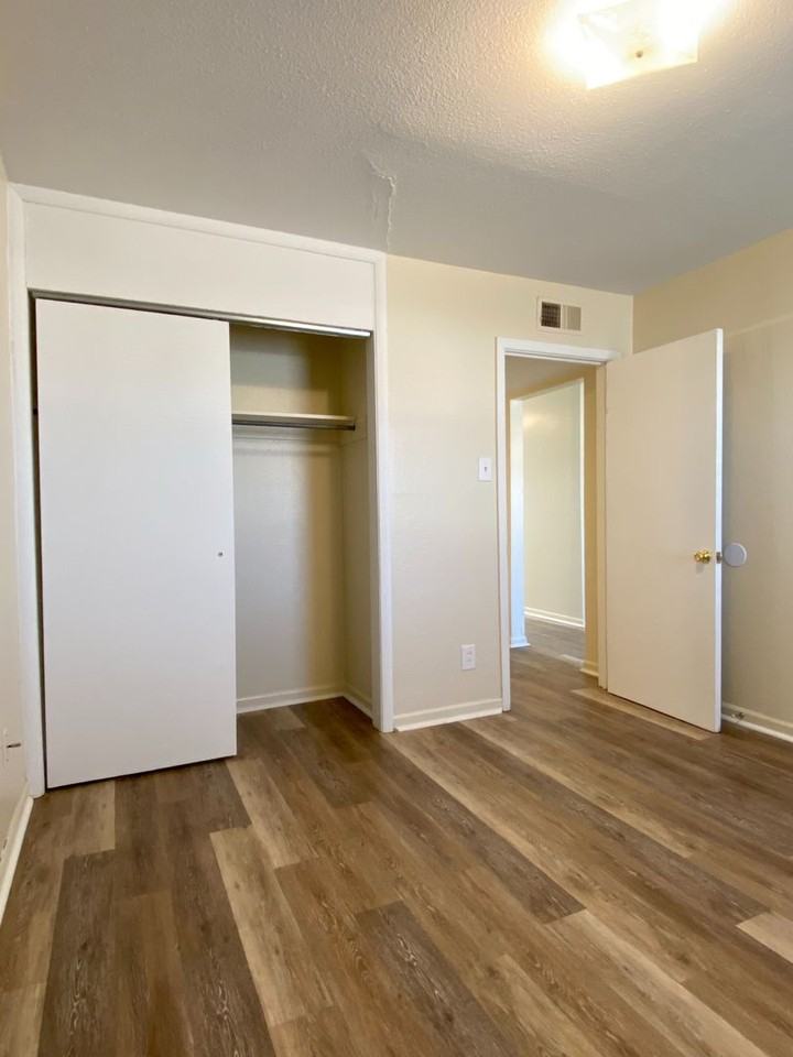 3387 Sw Brendan Ave - Photo 7 of 11