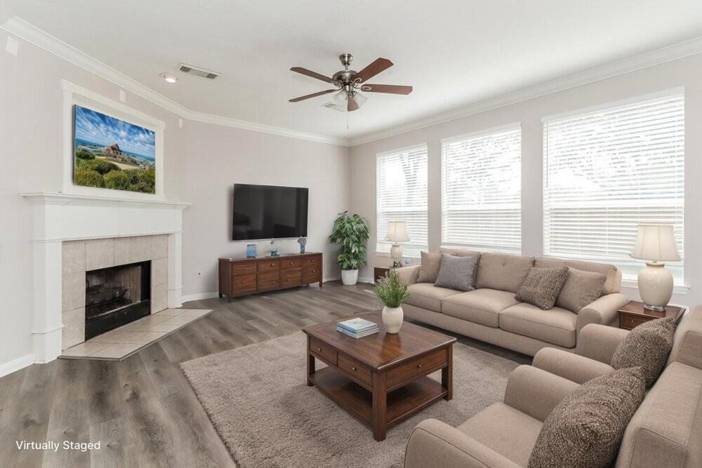 18403 Mabels Island Ct - Photo 4 of 20