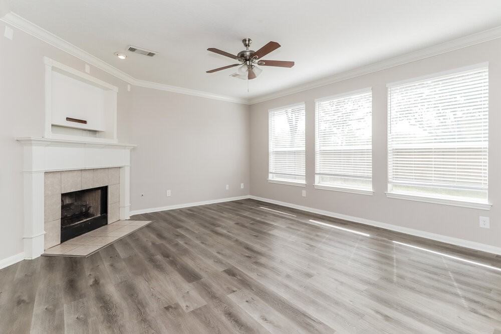 18403 Mabels Island Ct - Photo 5 of 20