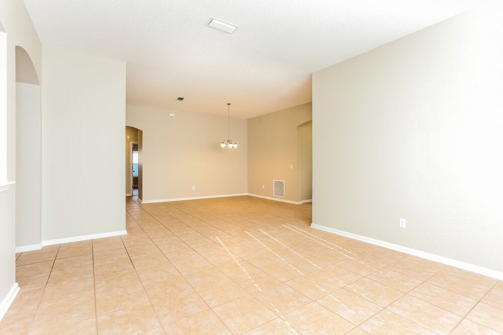 1522 Creek Point Blvd - Photo 7 of 19