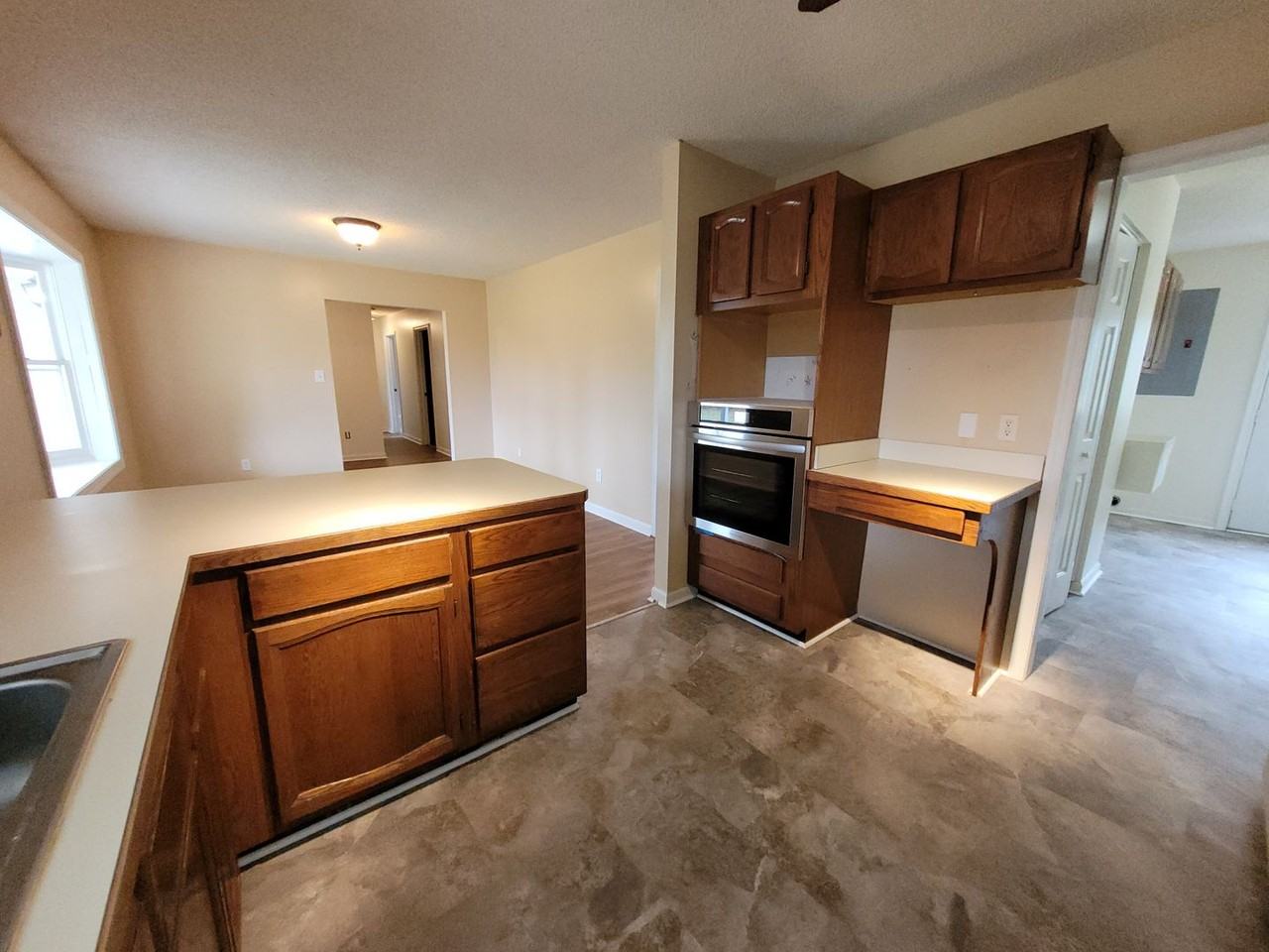 1049 Halls Creek Rd - Photo 4 of 13