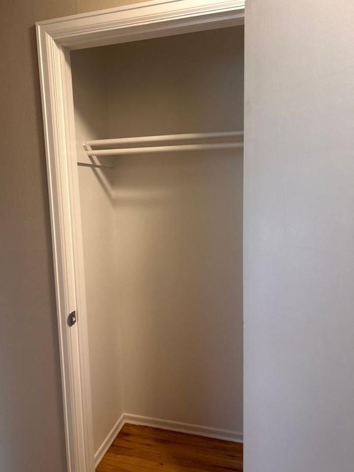 5034 Windmill Rd - Photo 4 of 14