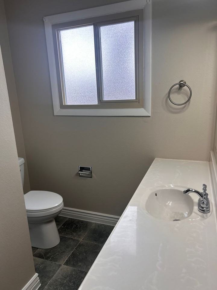 5034 Windmill Rd - Photo 6 of 14