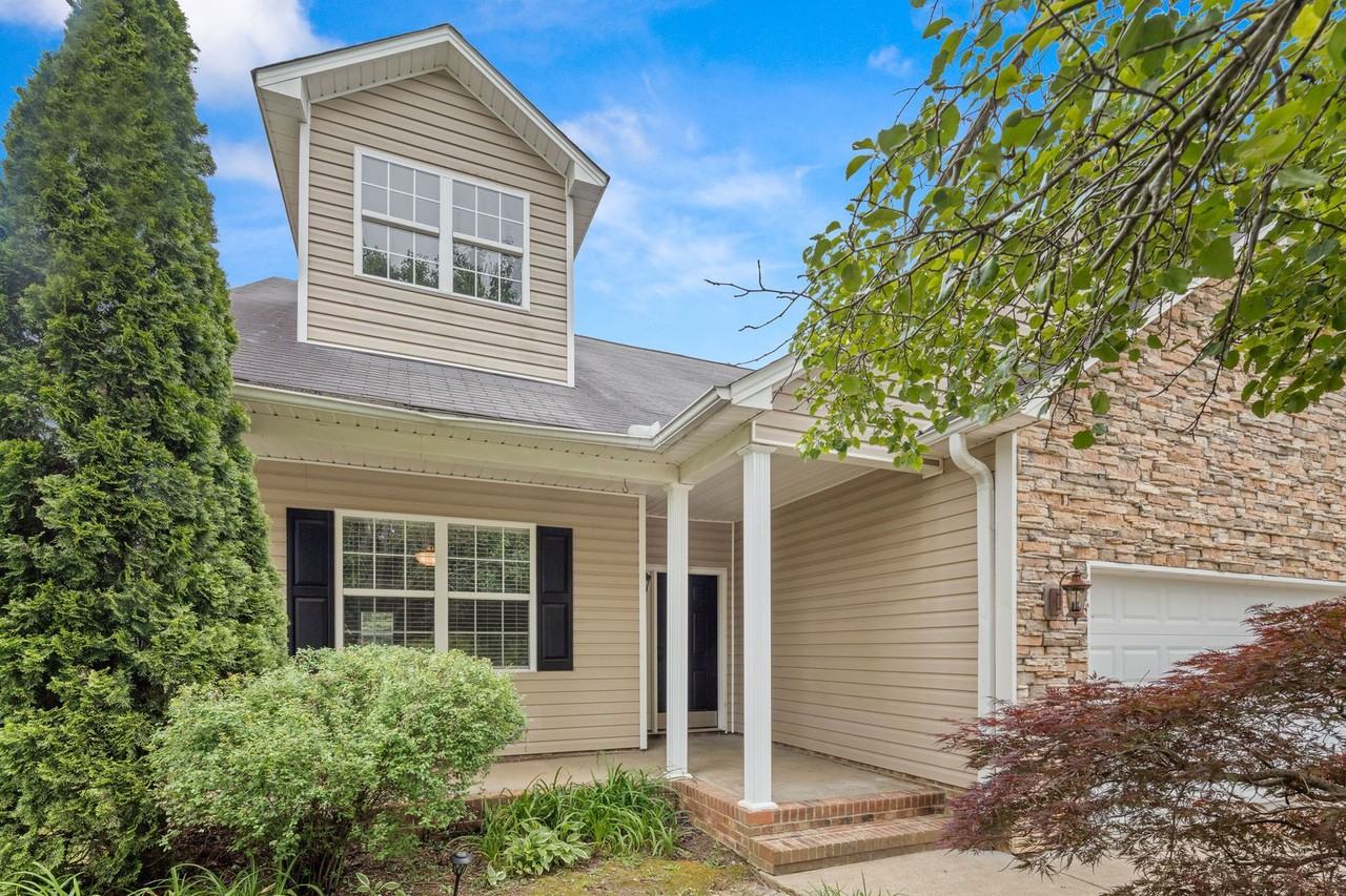 3 Summer Meadow Rd - Photo 2 of 28