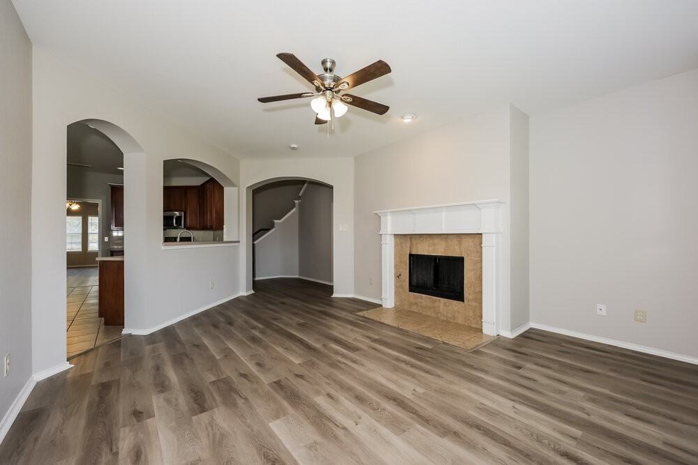 813 Loftin St - Photo 7 of 20