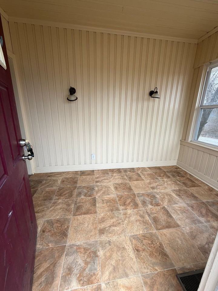 1600 S T St - Photo 2 of 13