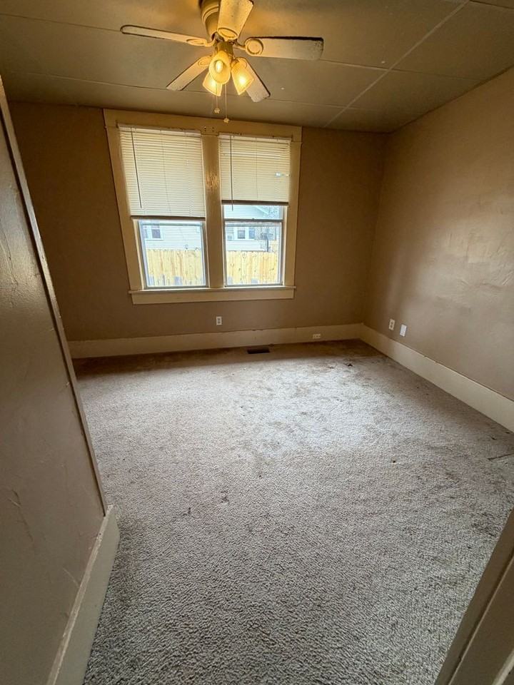 1600 S T St - Photo 5 of 13