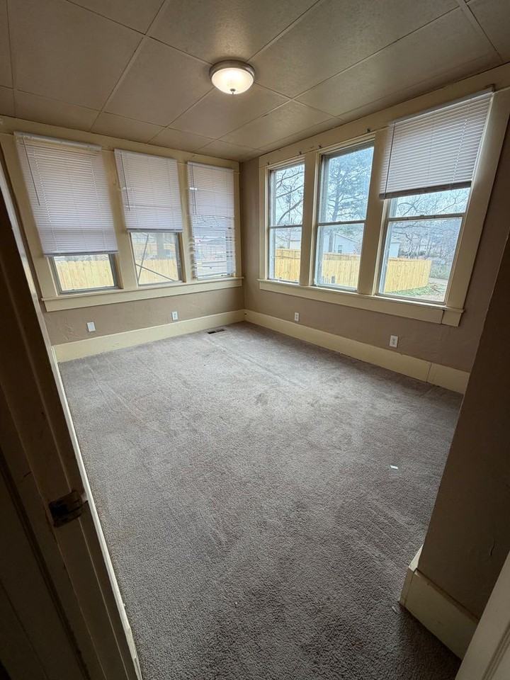 1600 S T St - Photo 7 of 13