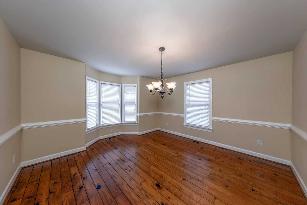 2204 Palisade Ct - Photo 4 of 27