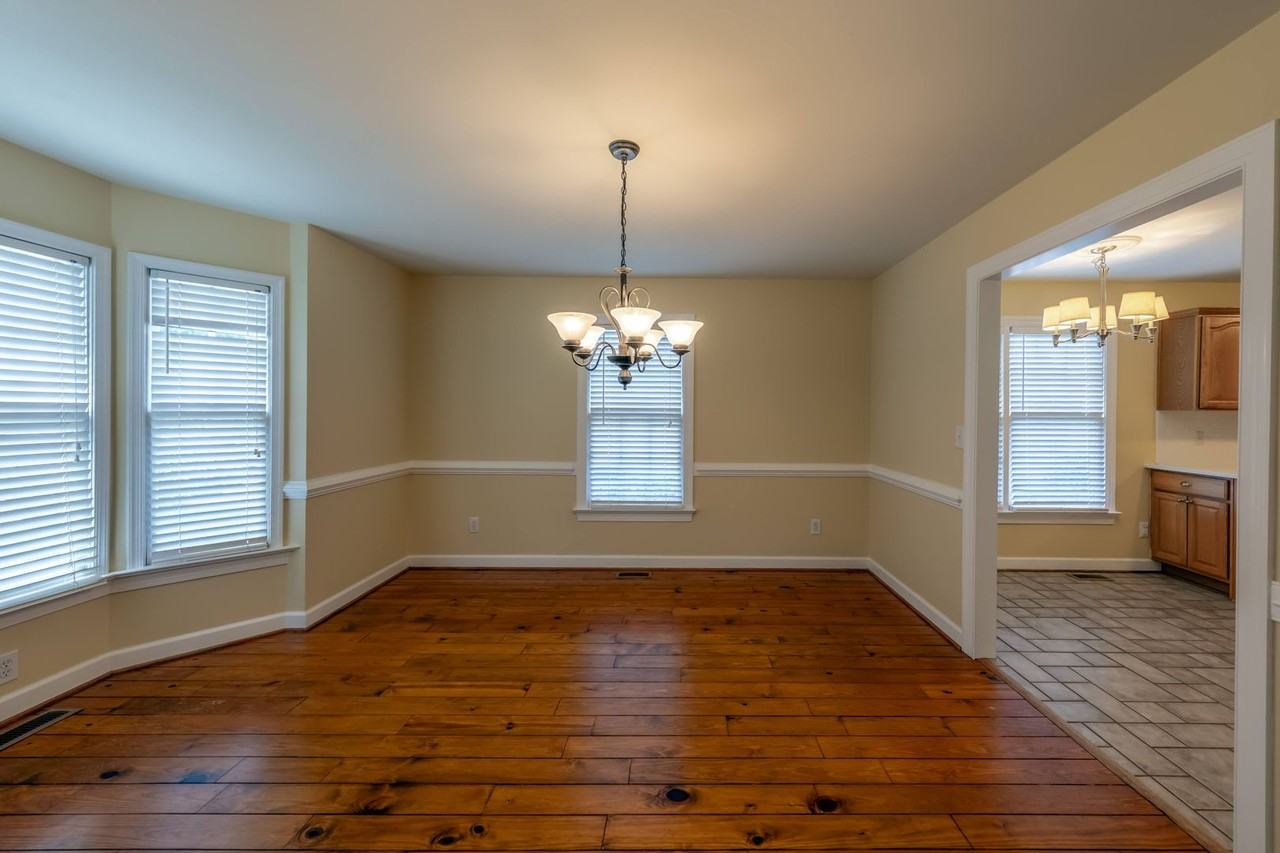 2204 Palisade Ct - Photo 5 of 27