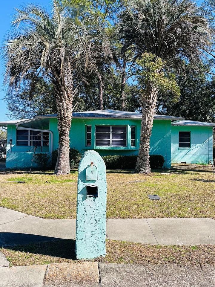 3117 Gallimore Dr - Photo 2 of 26