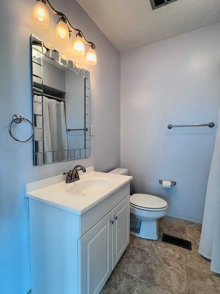 510 Oak Meadow Ln - Photo 6 of 11