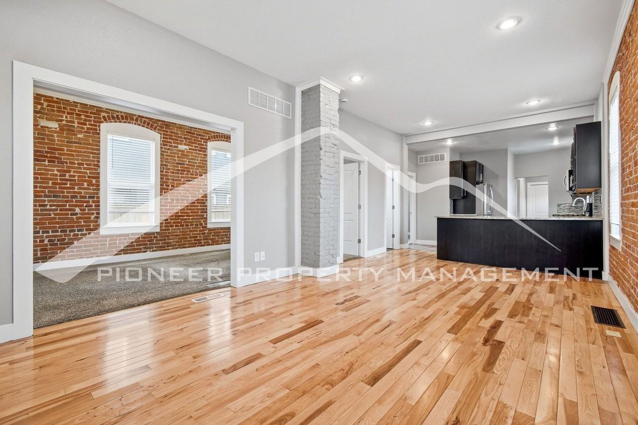 1854 W 46th Ave - Photo 3 of 22