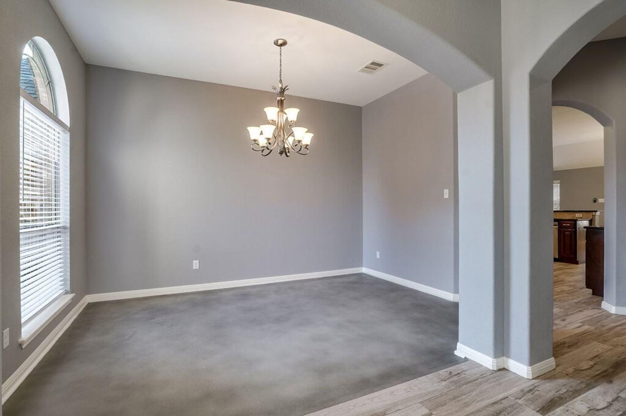 125 Snowdrift Trl - Photo 3 of 19