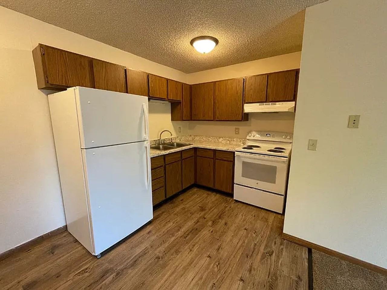 3008 Eldorado Blvd - Photo 2 of 37