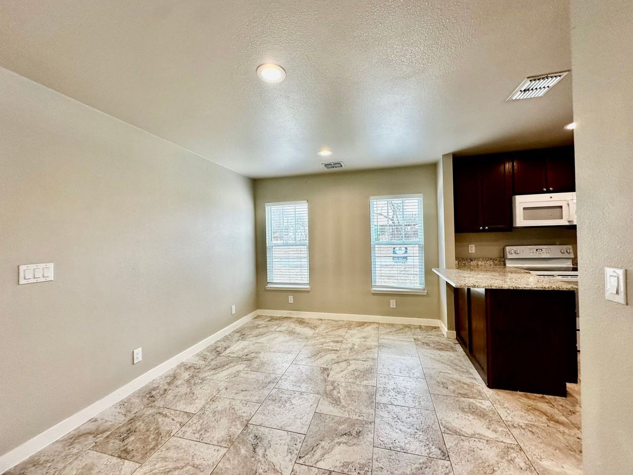 333 Guadalupe St - Photo 3 of 10