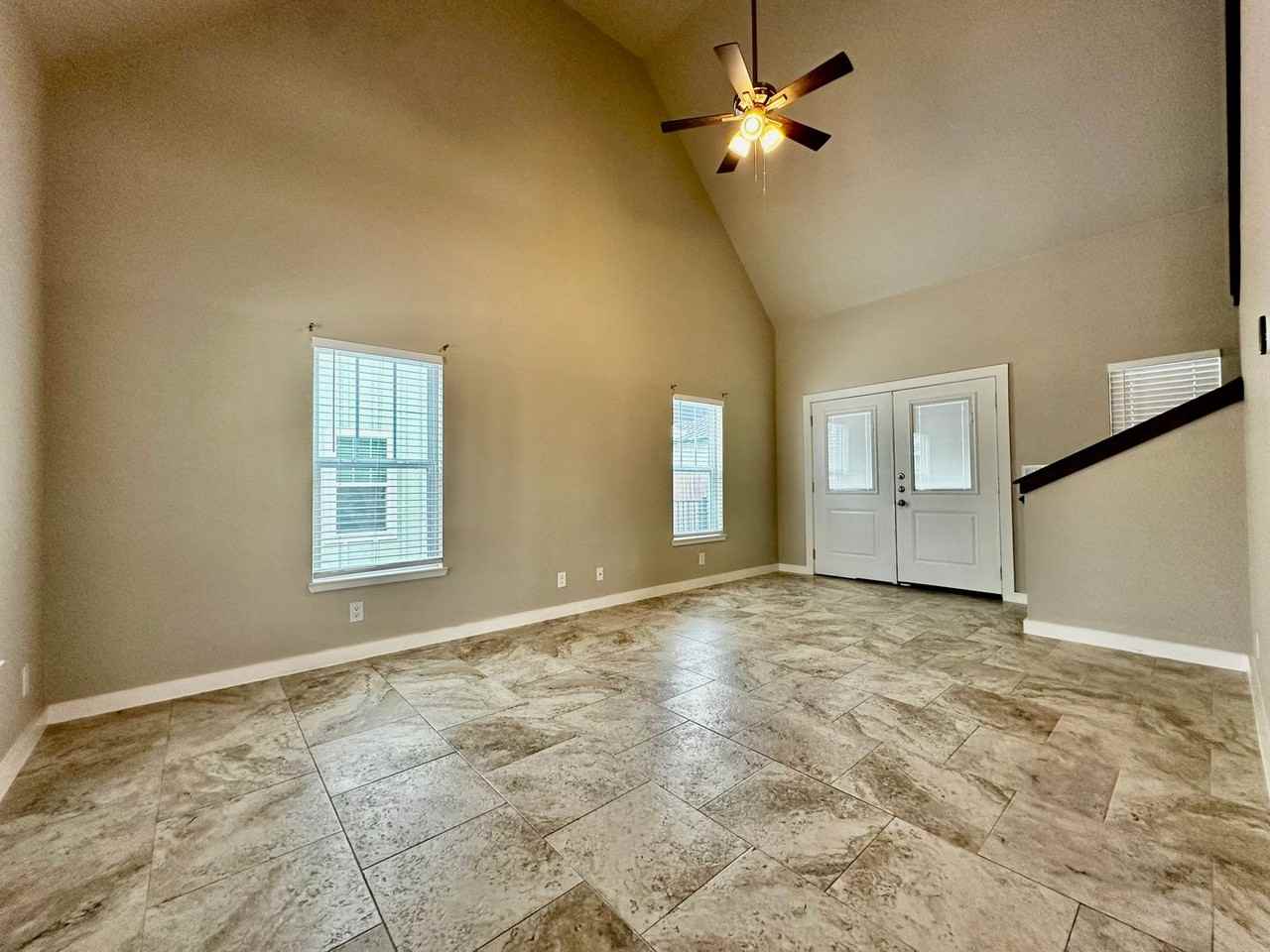 333 Guadalupe St - Photo 4 of 10