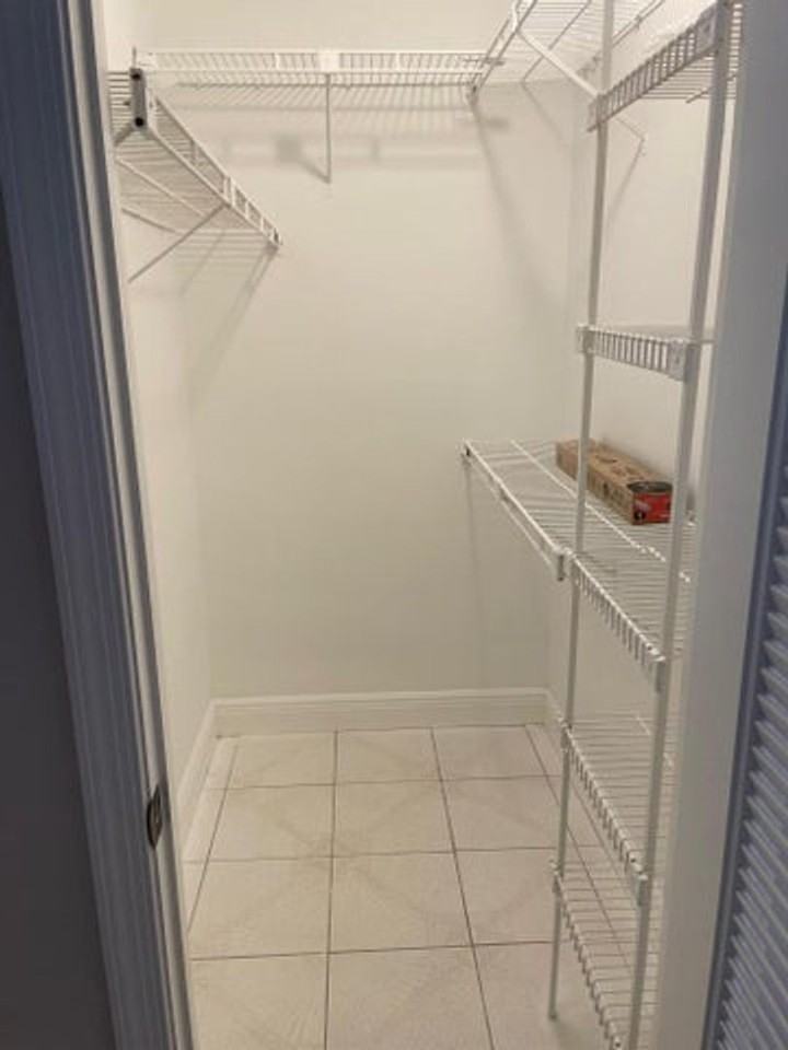 2601 W Carandis Rd - Photo 4 of 13