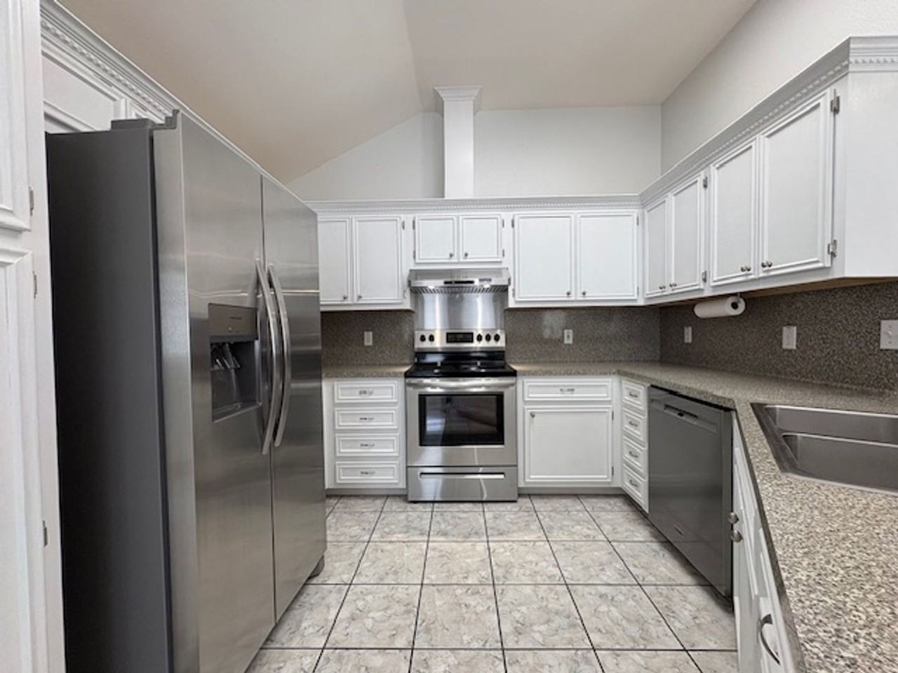 14245 Natal Plum Dr - Photo 4 of 43