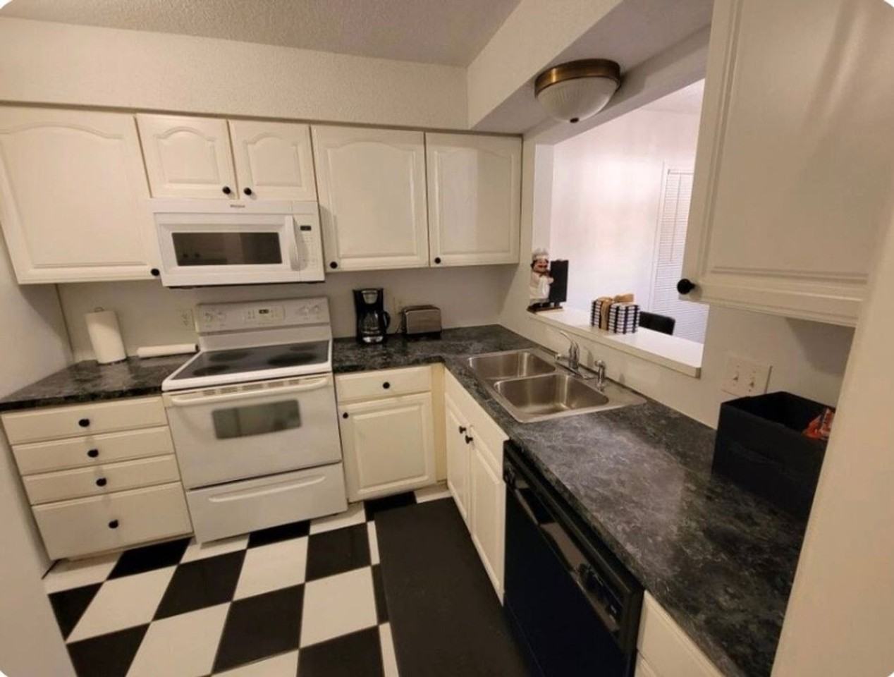 400 17th Ave S - Photo 5 of 18