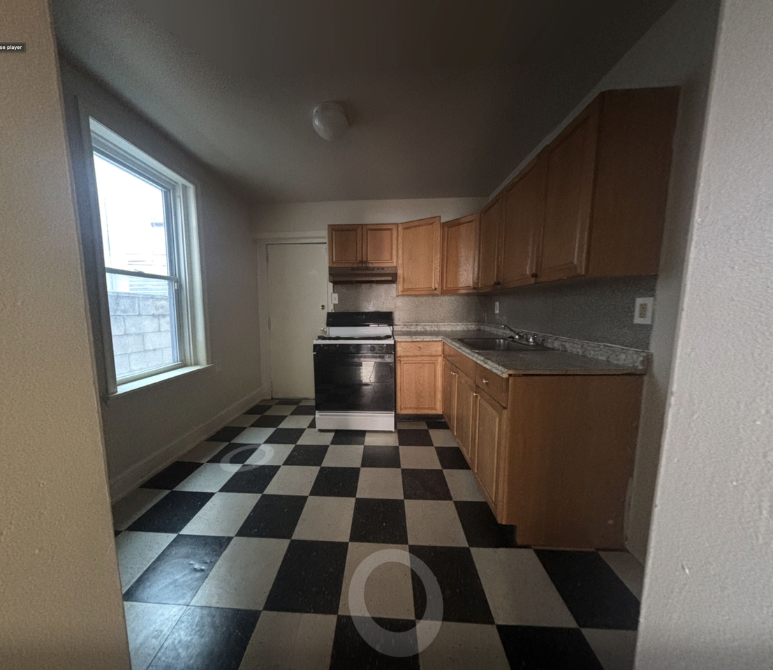 1922 S Bonsall St - Photo 7 of 14