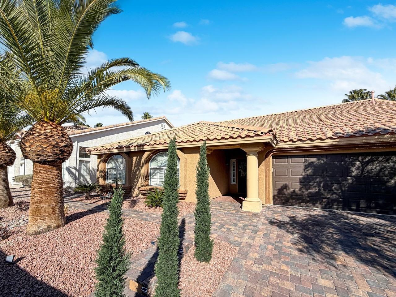 2514 Furnace Creek Ave - Photo 4 of 16