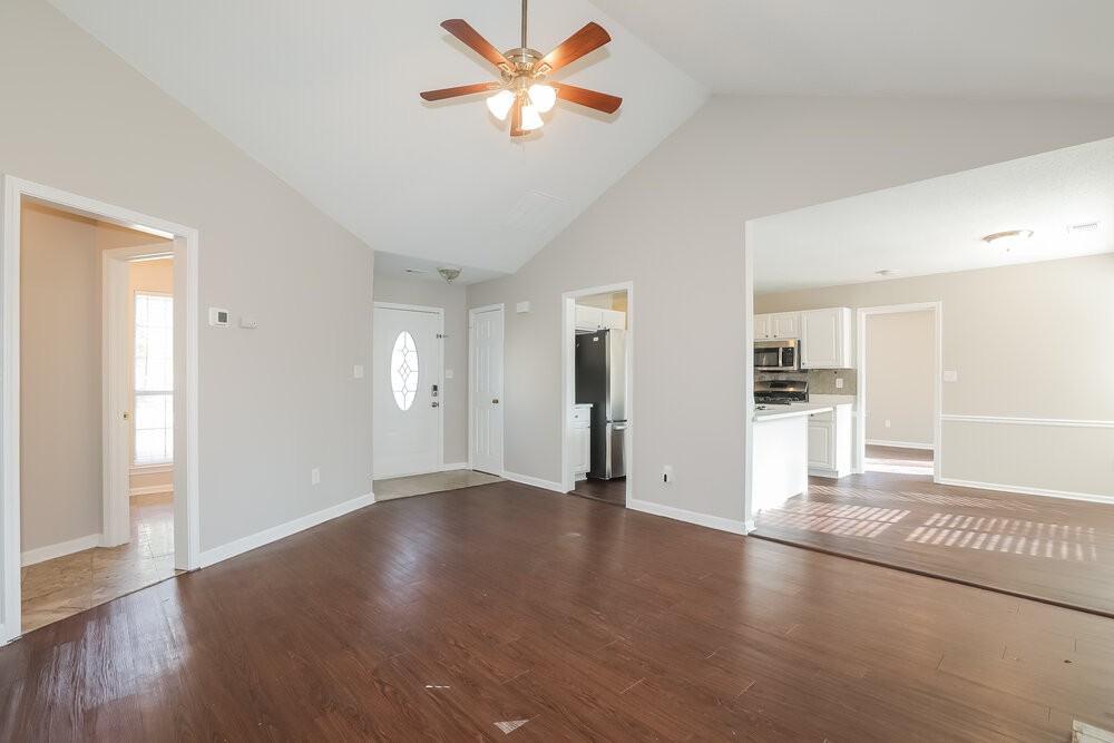 231 Carsons Cv - Photo 5 of 19