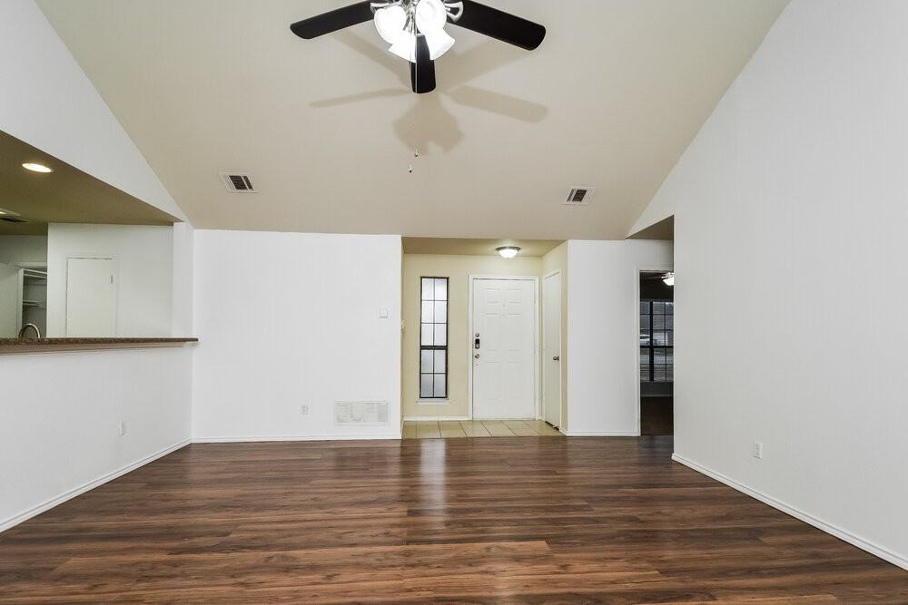 6612 Hightower Dr - Photo 6 of 19