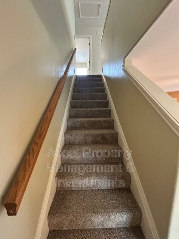 6318 N 19th Ln - Photo 7 of 12