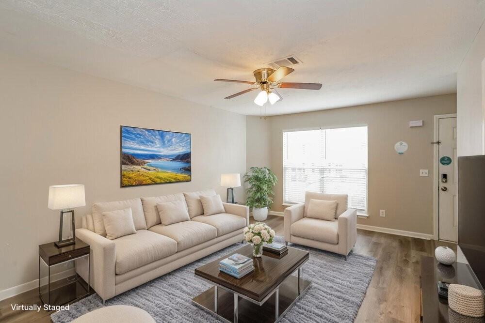 8022 Logan Dr - Photo 4 of 22