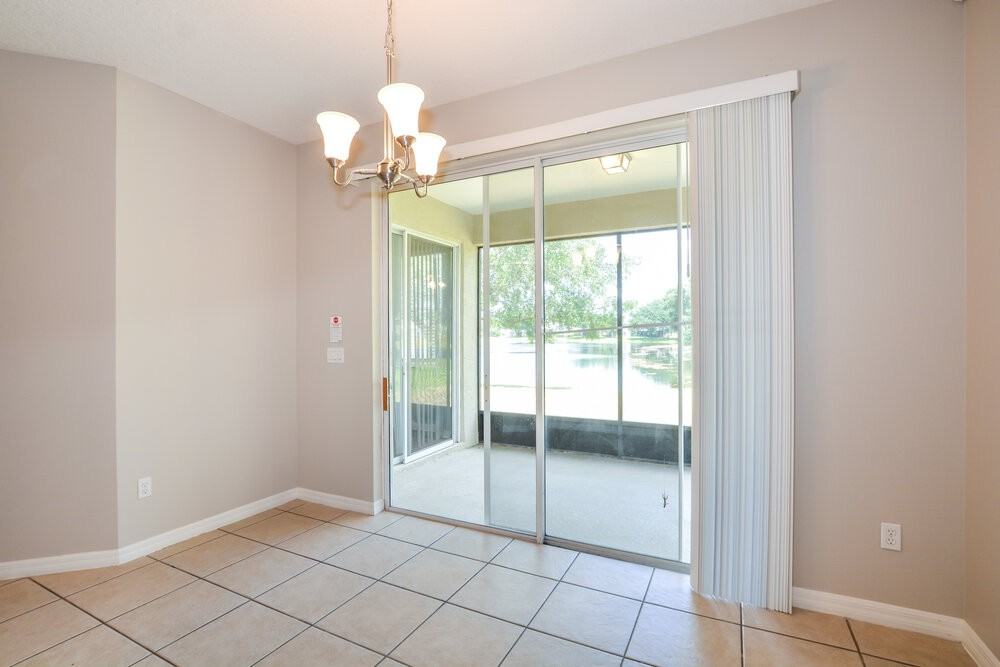 9924 Autumn Creek Ln - Photo 5 of 15