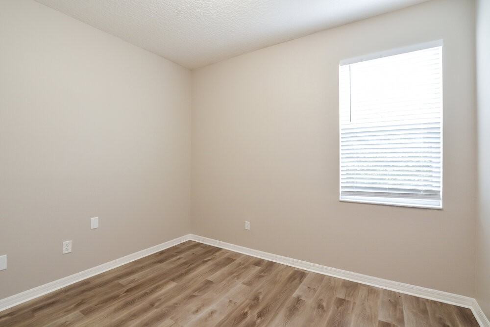 9924 Autumn Creek Ln - Photo 7 of 15