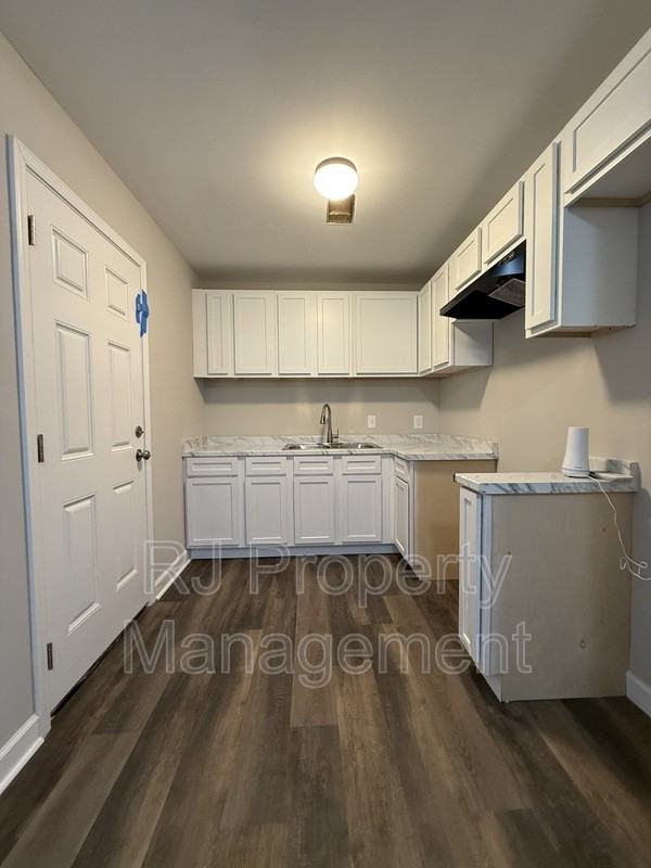 3312 Alta Rd - Photo 3 of 8