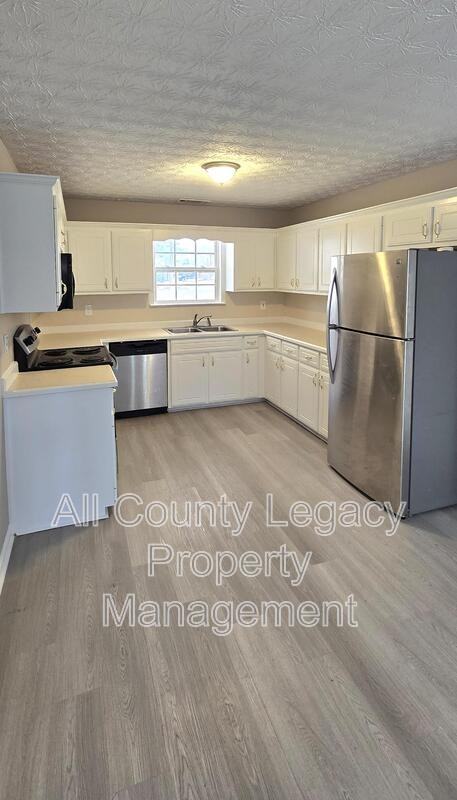 10107 Clearview Dr Nw - Photo 3 of 8