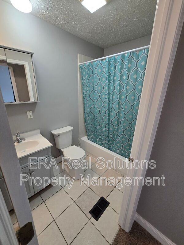 2967 E 8th Ave - Photo 6 of 12