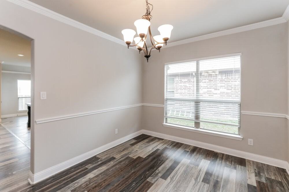 1304 River Oak Ln - Photo 7 of 19