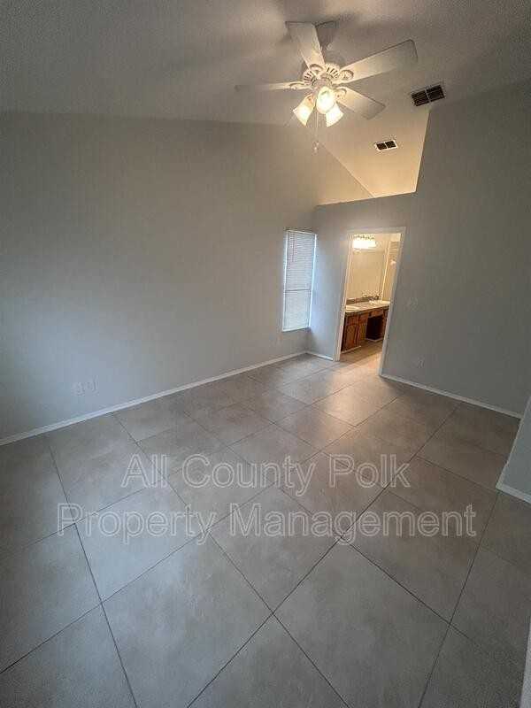 1066 Sunshine Way Sw - Photo 6 of 26