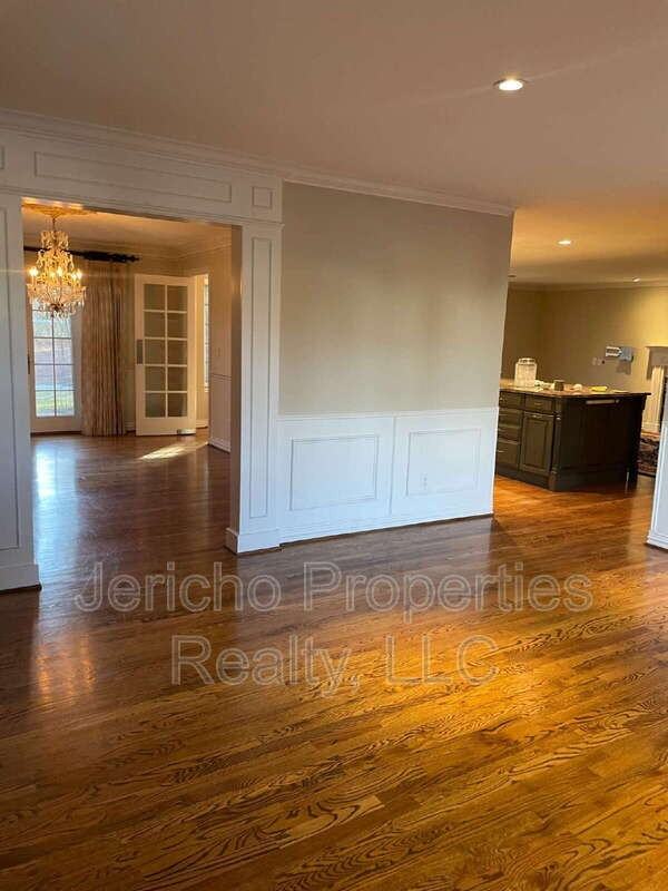 5317 S Cimarron Rd - Photo 4 of 46