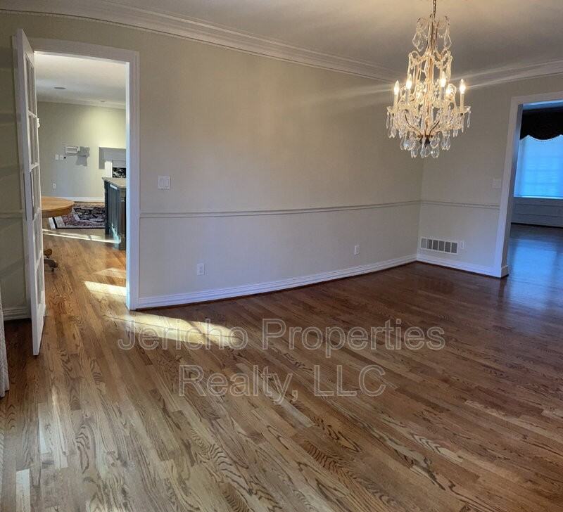 5317 S Cimarron Rd - Photo 6 of 46