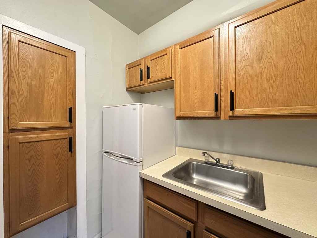 1164 N Dearborn St #409 - Photo 6 of 21