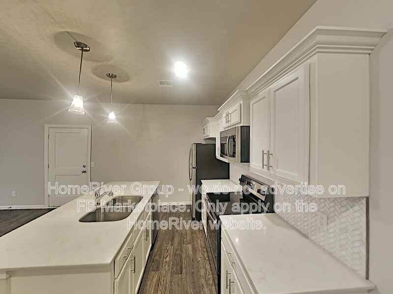 11500 Keystone Cir - Photo 7 of 19