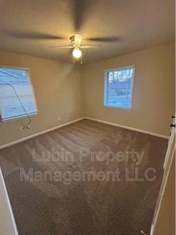 4017 Mountain Terrace St - Photo 5 of 10