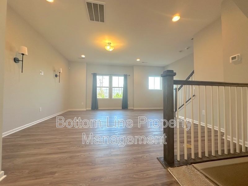 14910 Meacham Farm Dr - Photo 2 of 21