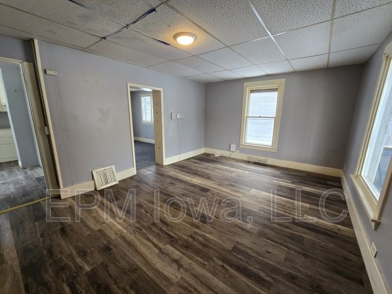 119 Irving St - Photo 2 of 14