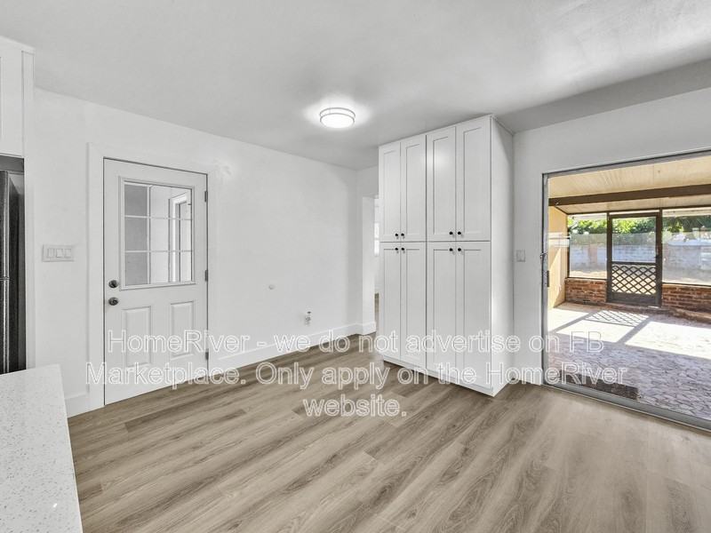 4926 Shetland Ave - Photo 6 of 26