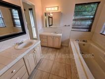 303 Shoreline Dr - Photo 1 of 1