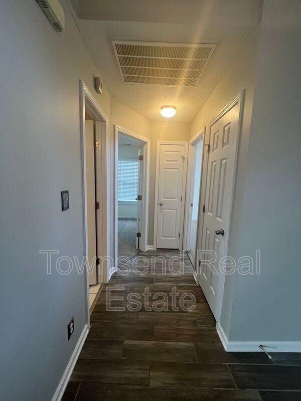 376 Tennessee Walker Dr - Photo 3 of 21