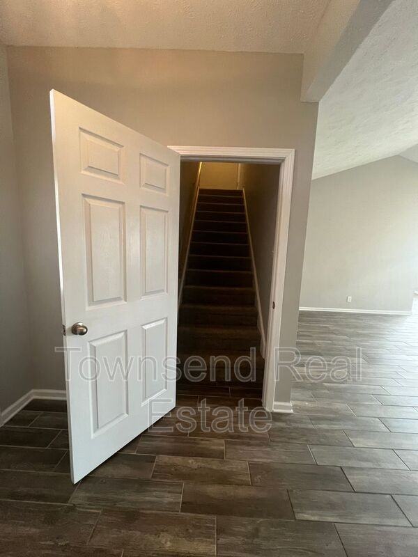 376 Tennessee Walker Dr - Photo 7 of 21