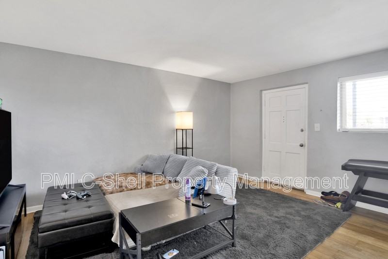 600 Scenic Hwy #306 - Photo 2 of 27