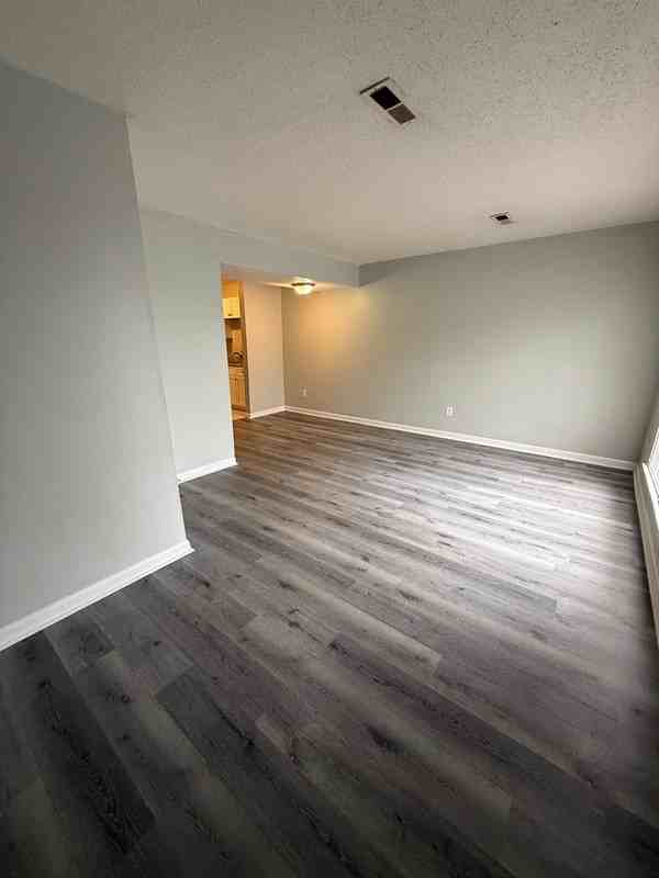 2014 Hobbs Rd Se #8 - Photo 4 of 21